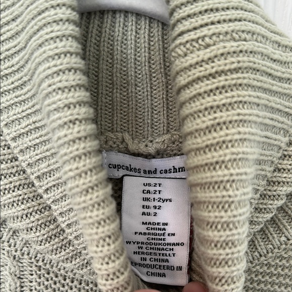 Green knit 2T boutique mock neck dress with matching headband (NWT) - Picture 5 of 8